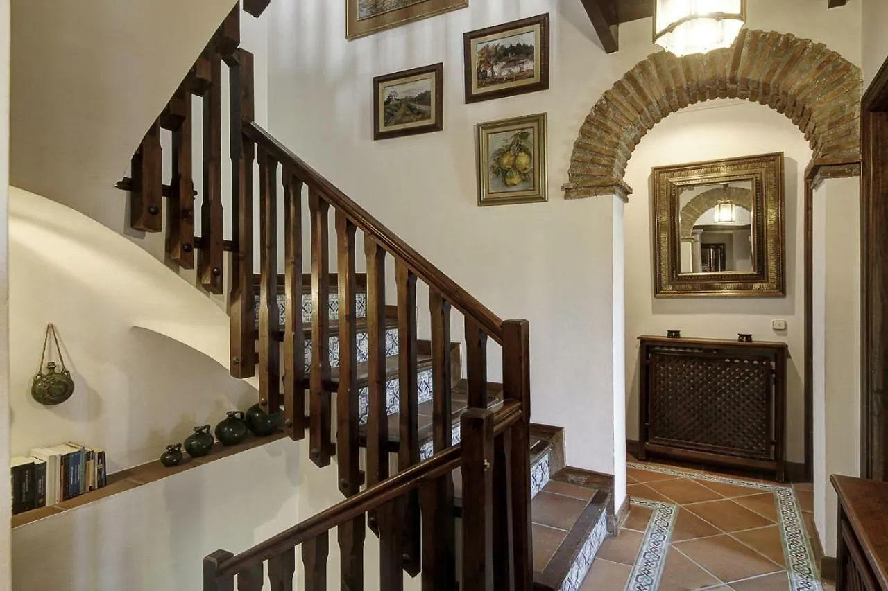 Appartamento 2.5 Million Villa. Magical Sunset. Super Close To Everything. 5Br, 4Ba, Pool, A/C+Heating Granada Spagna